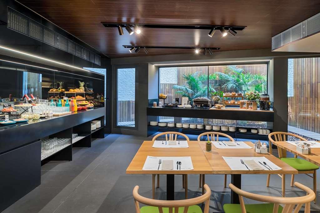 Hotel Occidental Diagonal 414 Barcellona
